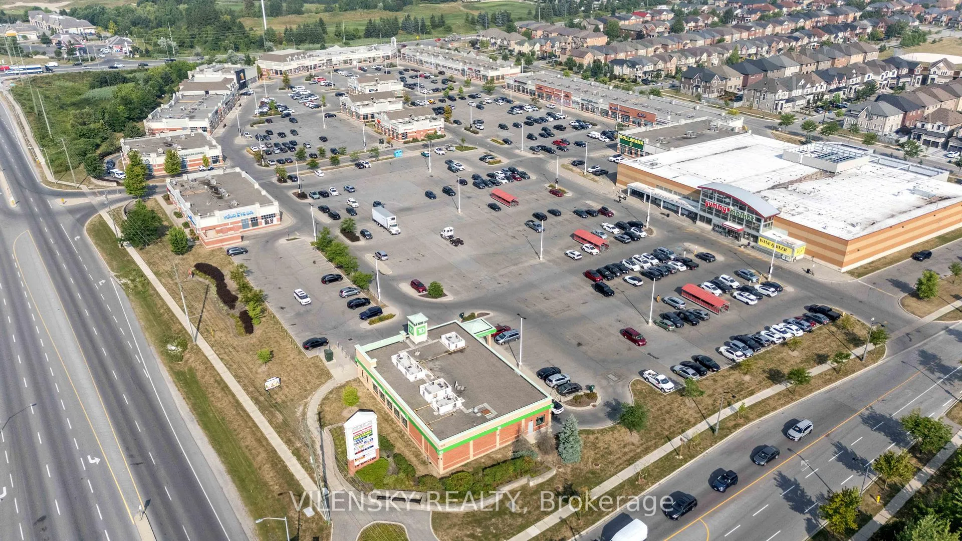 Photo 42 of Unit 25, 1331 Major Mackenzie Drive, Vaughan, Patterson — HOMEH