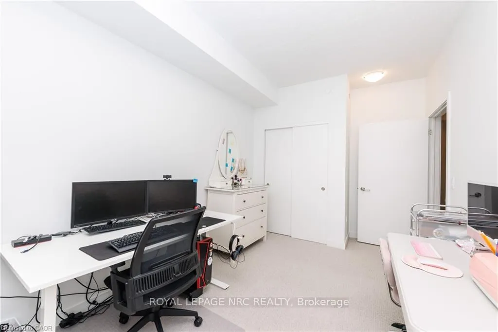 Photo 12 of Unit 501, 600 North Service Road, Hamilton, Stoney Creek — HOMEH