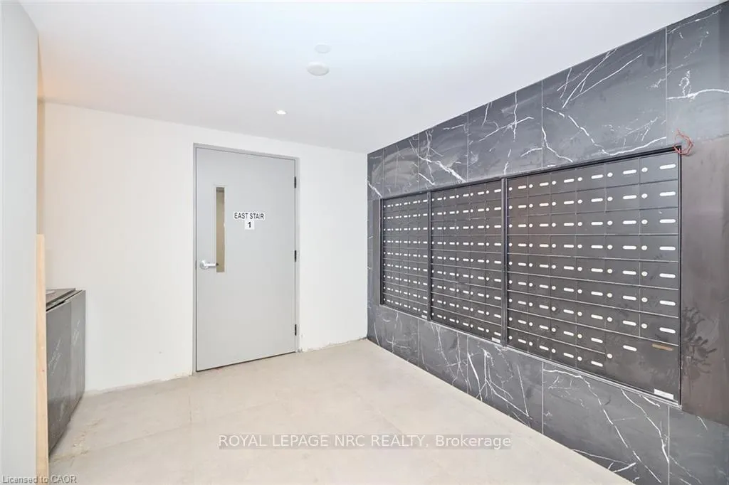 Photo 23 of Unit 501, 600 North Service Road, Hamilton, Stoney Creek — HOMEH