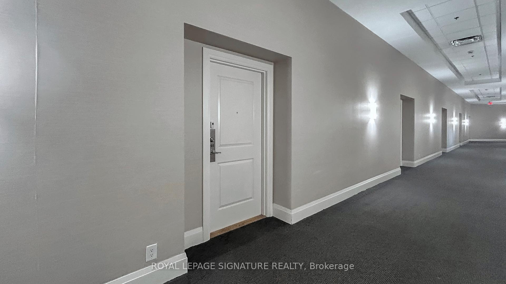 Photo 4 of Unit 105, 12 Woodstream Boulevard, Vaughan, Vaughan Grove — HOMEH