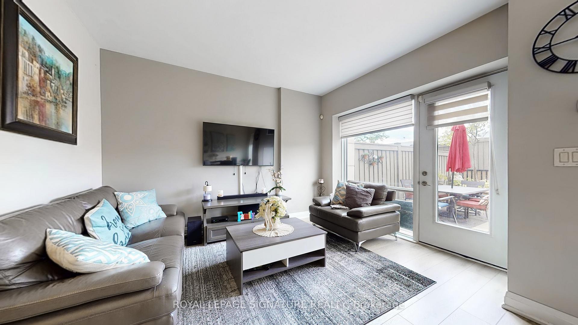 Photo 8 of Unit 105, 12 Woodstream Boulevard, Vaughan, Vaughan Grove — HOMEH