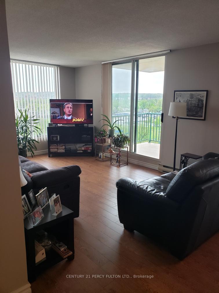 Photo 2 of Unit 1004, 75 Ellen Street, Barrie, Lakeshore — HOMEH