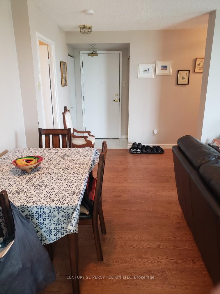 Photo 5 of Unit 1004, 75 Ellen Street, Barrie, Lakeshore — HOMEH