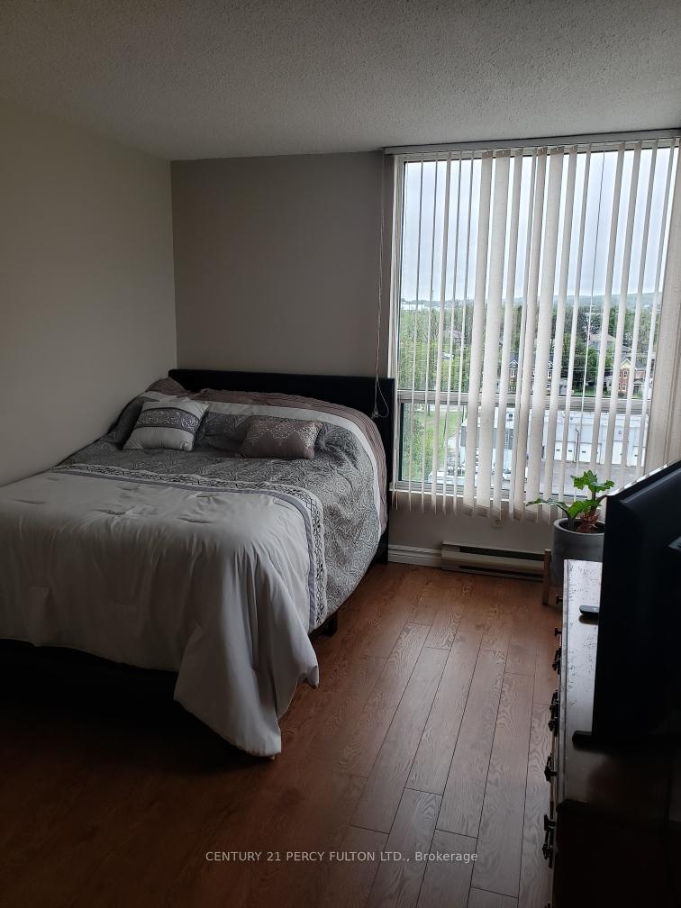 Photo 9 of Unit 1004, 75 Ellen Street, Barrie, Lakeshore — HOMEH