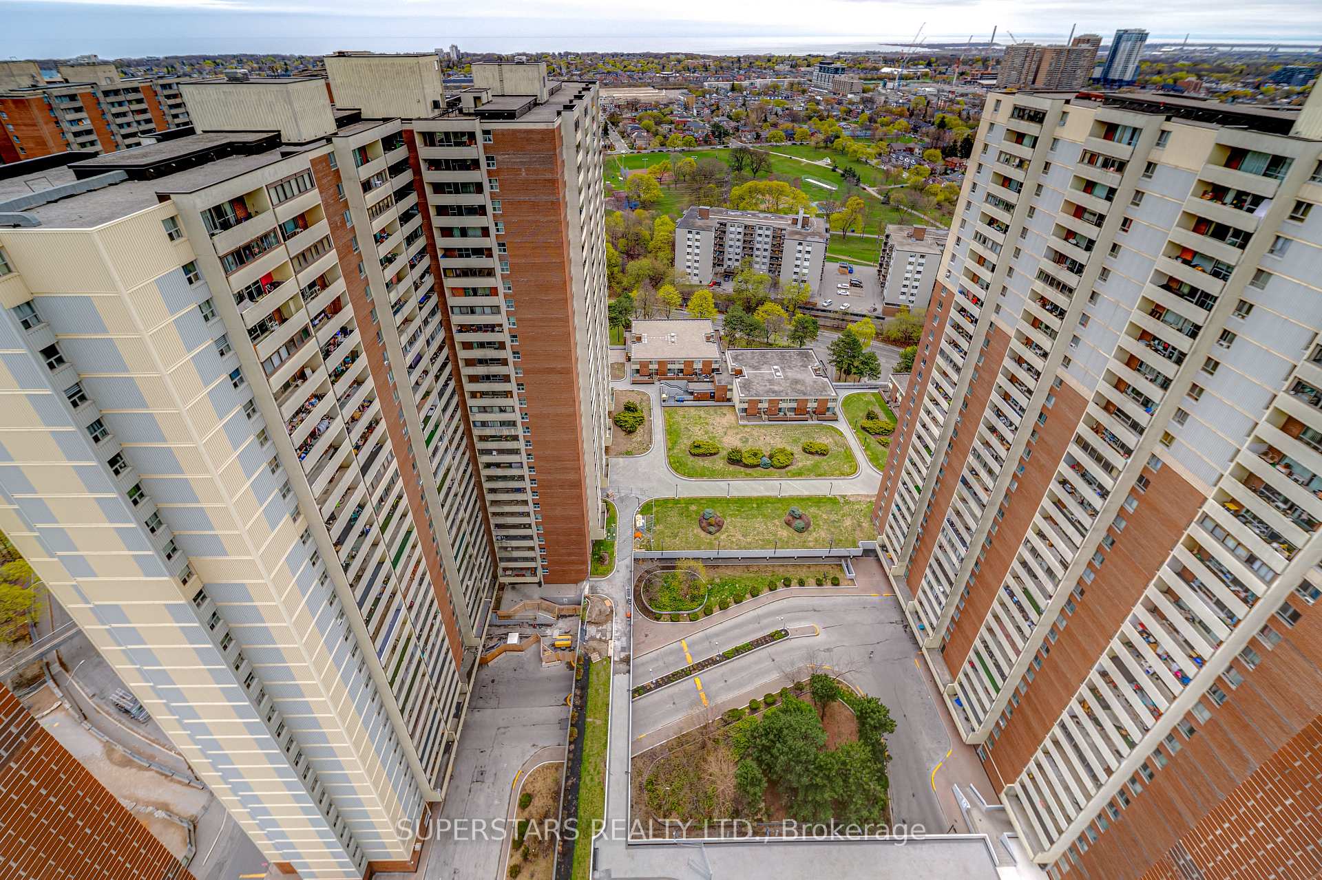 Photo 36 of Unit 3504, 3 Massey Square, Toronto, Crescent Town — HOMEH