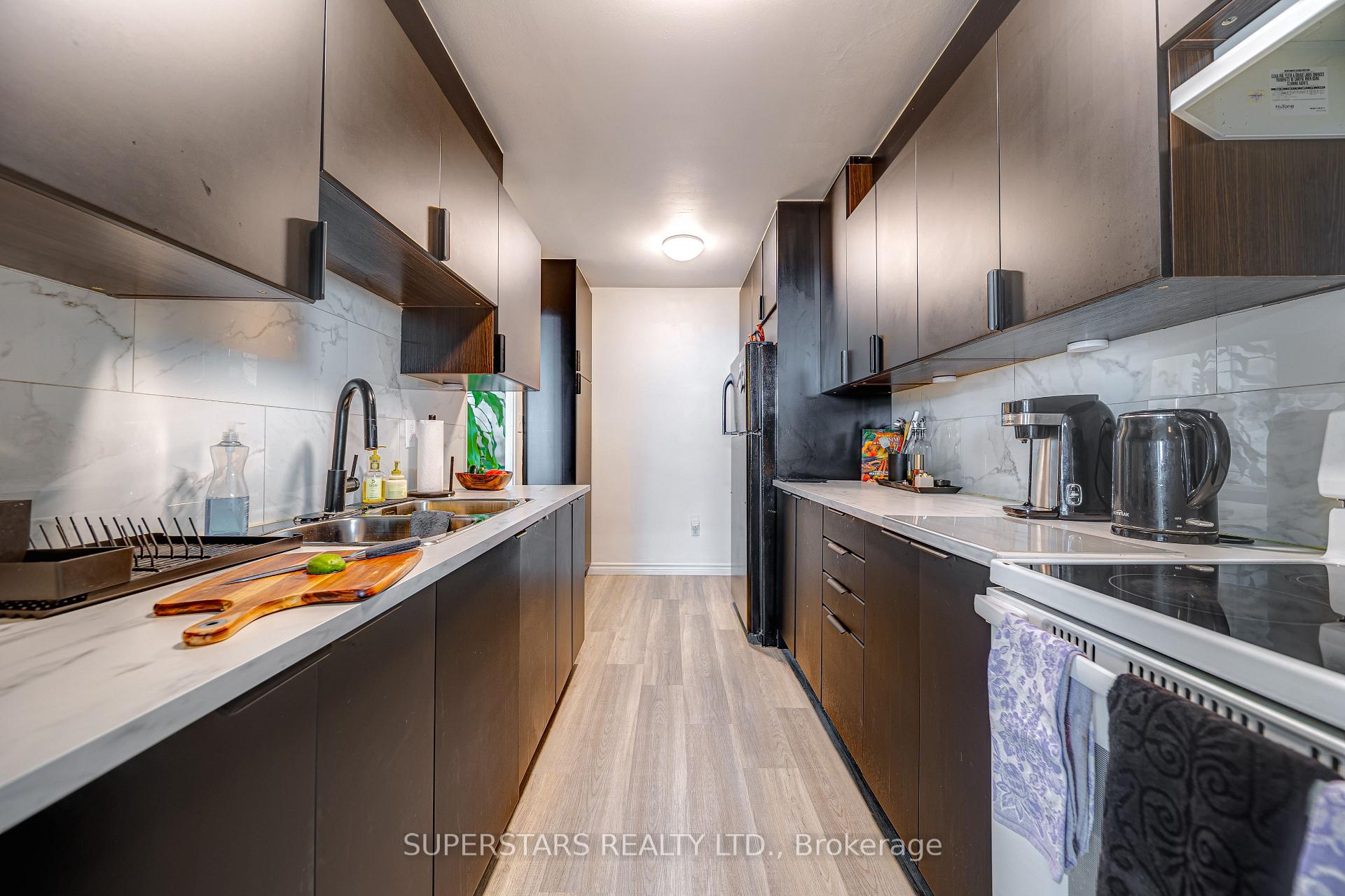 Photo 4 of Unit 3504, 3 Massey Square, Toronto, Crescent Town — HOMEH