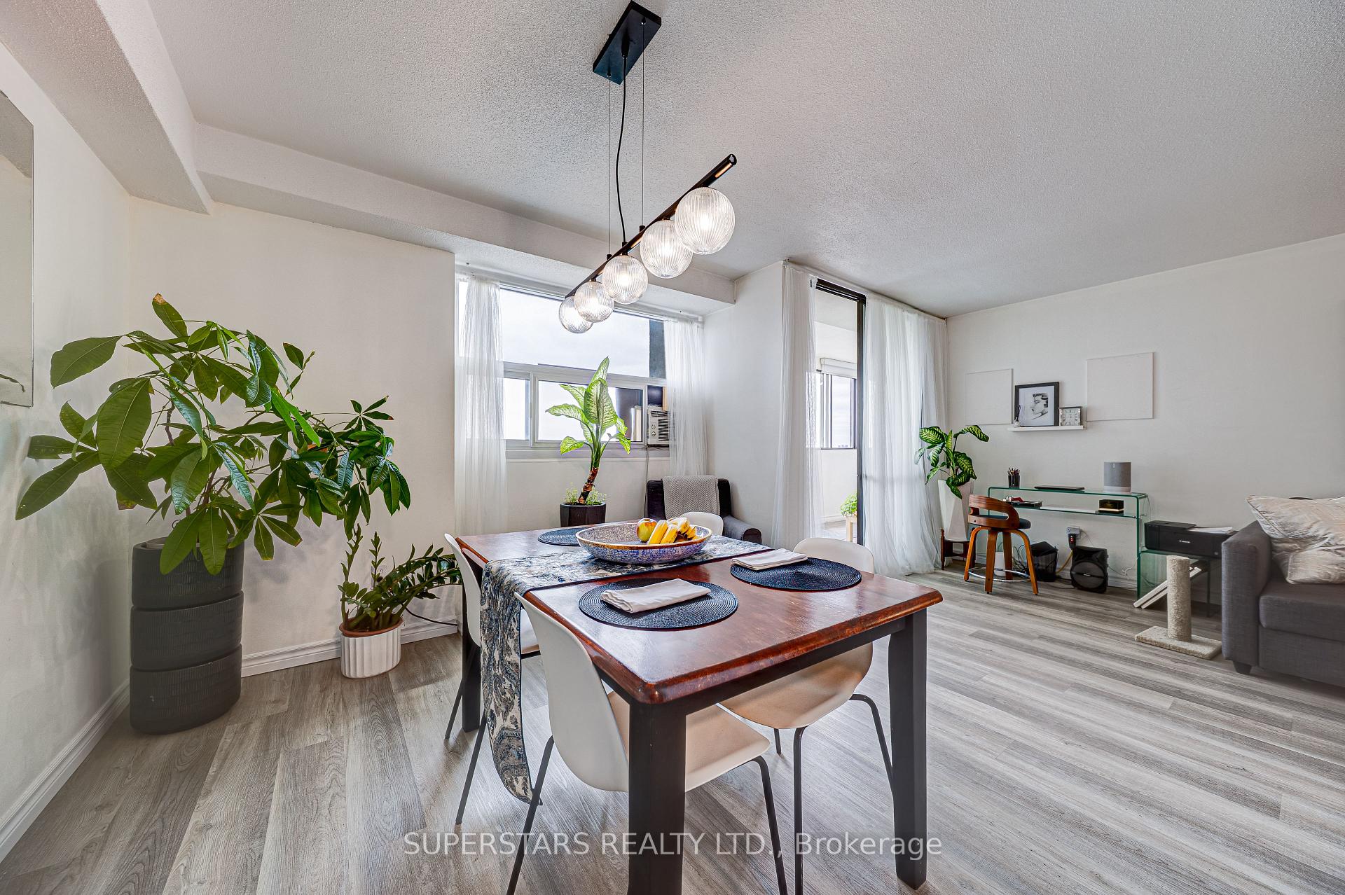 Photo 7 of Unit 3504, 3 Massey Square, Toronto, Crescent Town — HOMEH