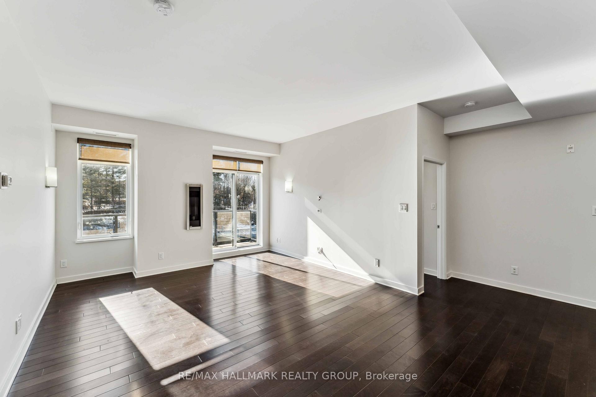 Photo 13 of Unit 604, 310 Centrum Boulevard, Ottawa, Bilberry Creek/Queenswood Heights — HOMEH