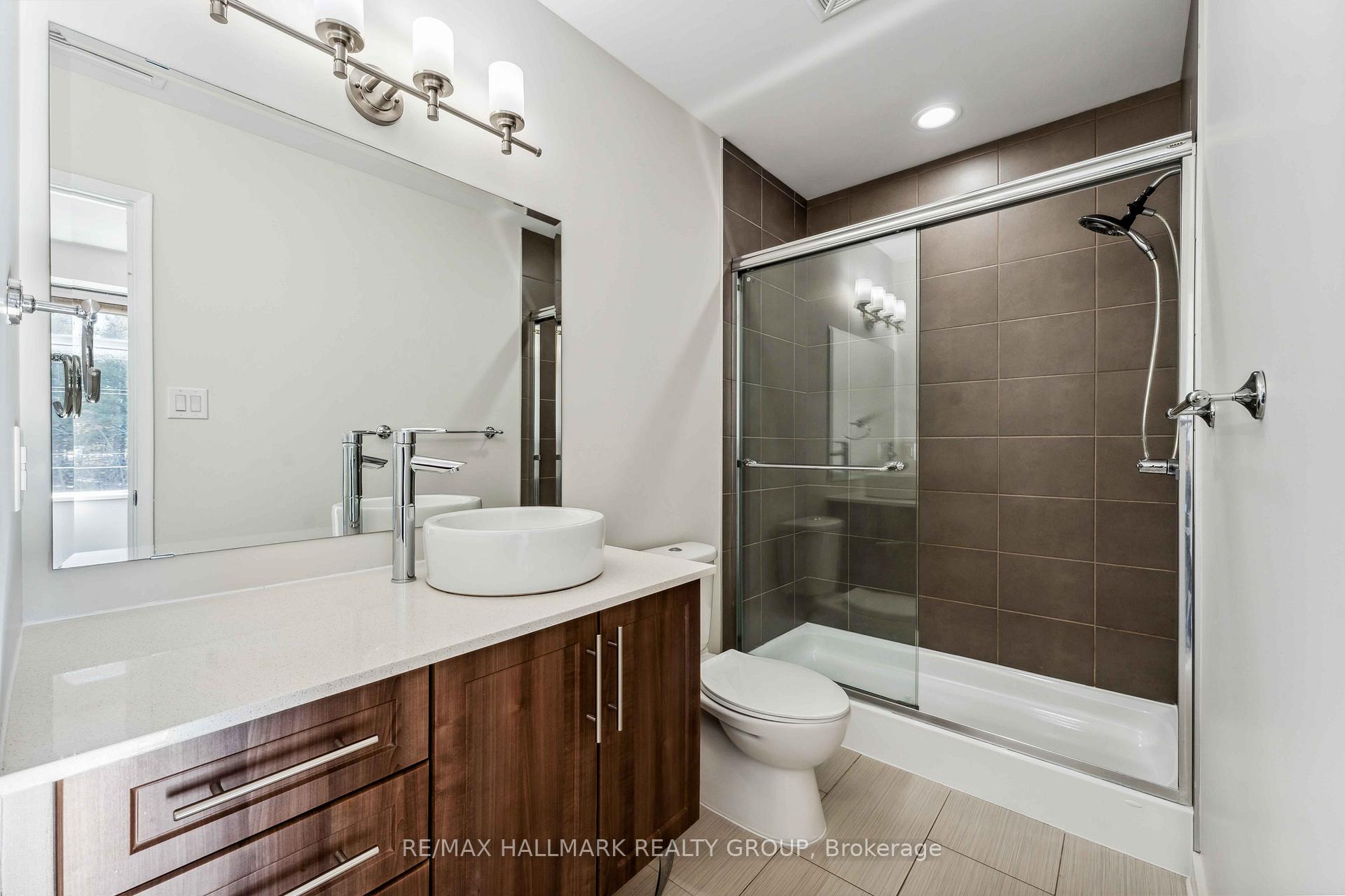 Photo 17 of Unit 604, 310 Centrum Boulevard, Ottawa, Bilberry Creek/Queenswood Heights — HOMEH