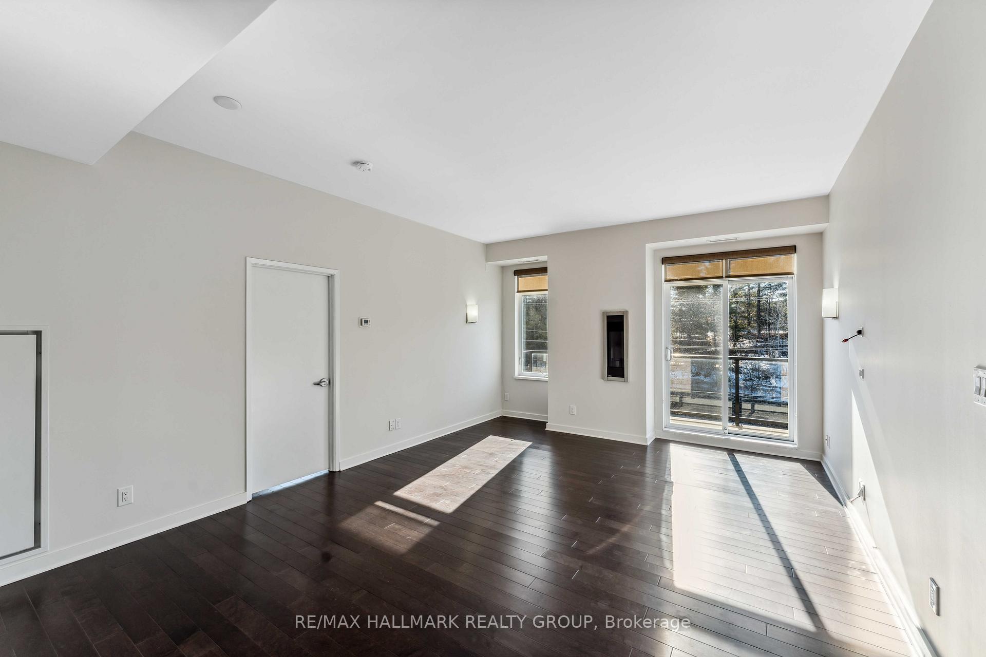 Photo 21 of Unit 604, 310 Centrum Boulevard, Ottawa, Bilberry Creek/Queenswood Heights — HOMEH