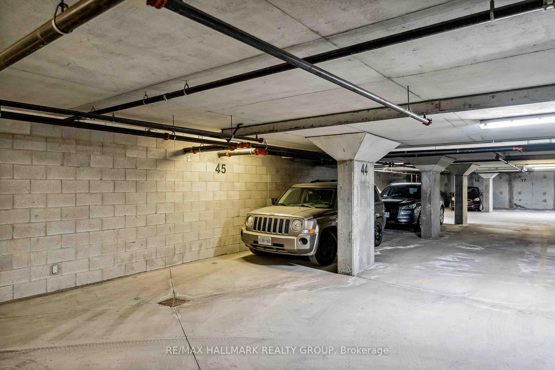 Photo 31 of Unit 604, 310 Centrum Boulevard, Ottawa, Bilberry Creek/Queenswood Heights — HOMEH
