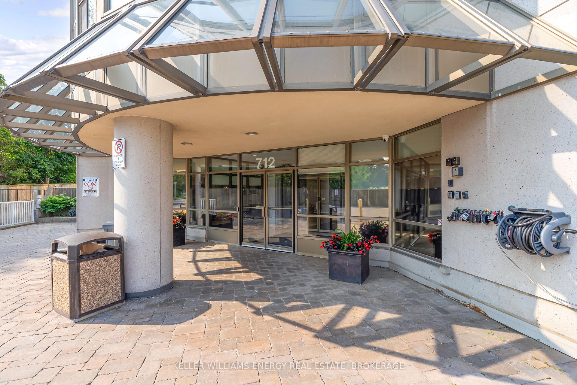 Photo 3 of Unit 109, 712 Rossland Road E, Whitby, Pringle Creek — HOMEH