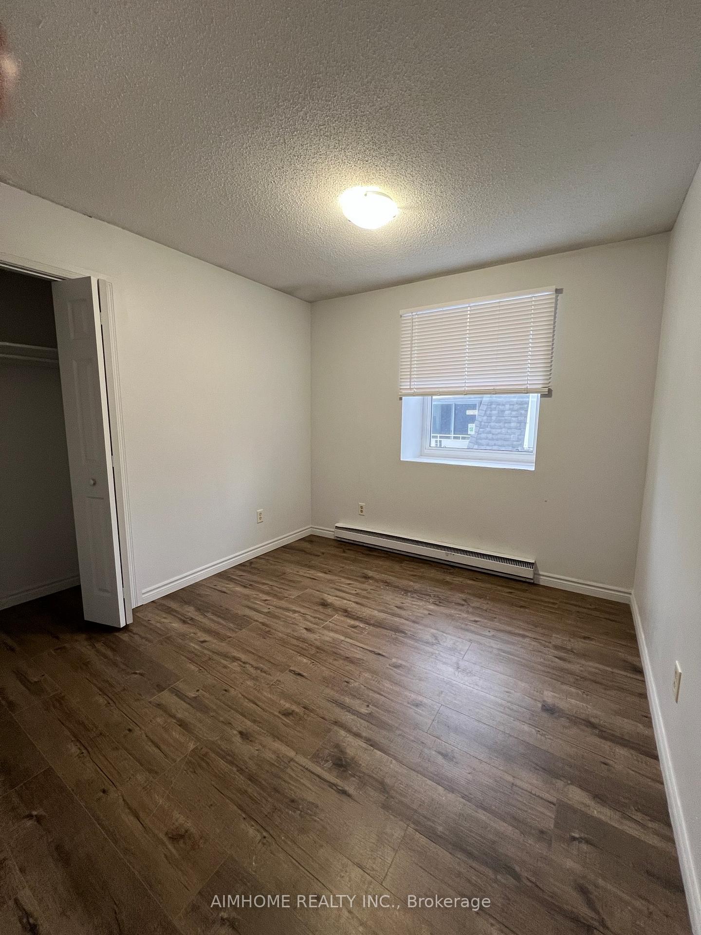 Photo 6 of Unit 3, 109 Westmount Road N, Waterloo — HOMEH