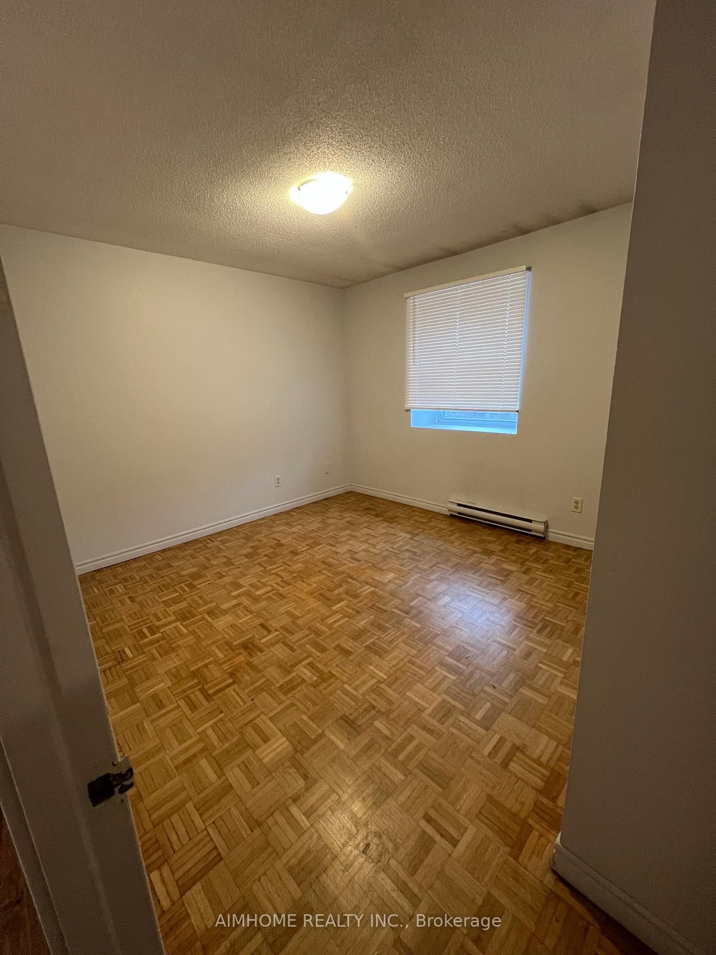 Photo 8 of Unit 3, 109 Westmount Road N, Waterloo — HOMEH