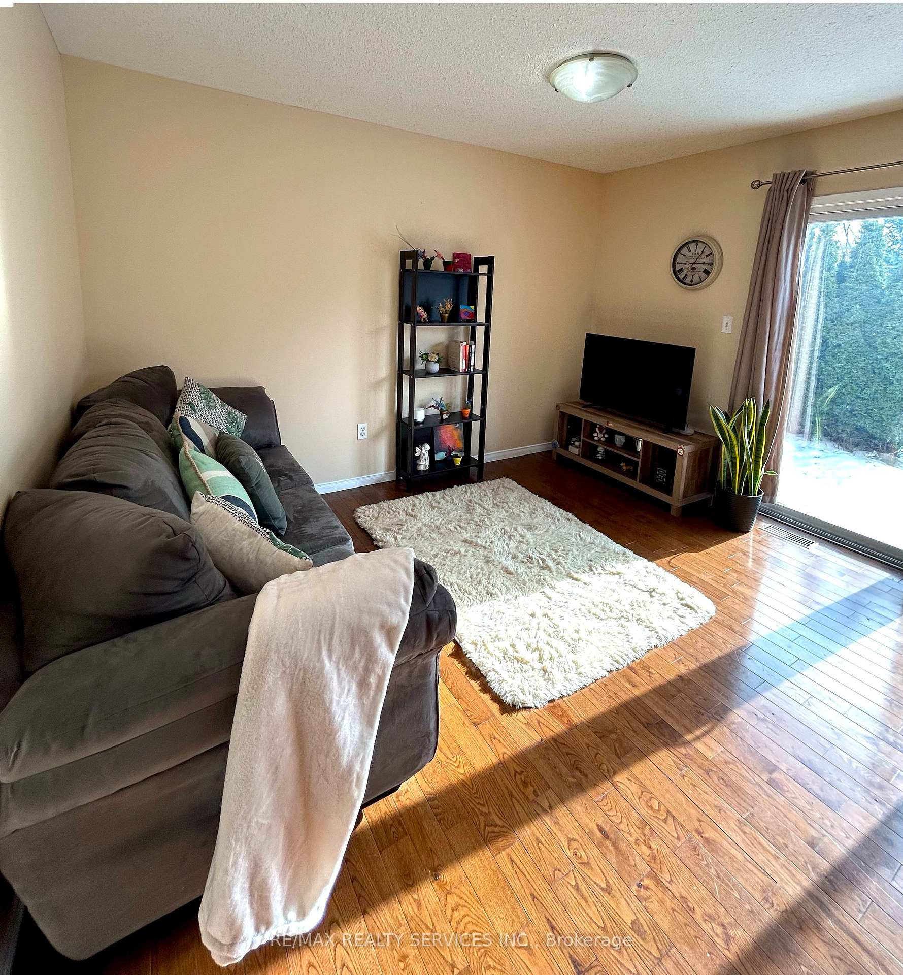 Photo 4 of Unit 4, 36 Fallowfield Drive, Kitchener — HOMEH