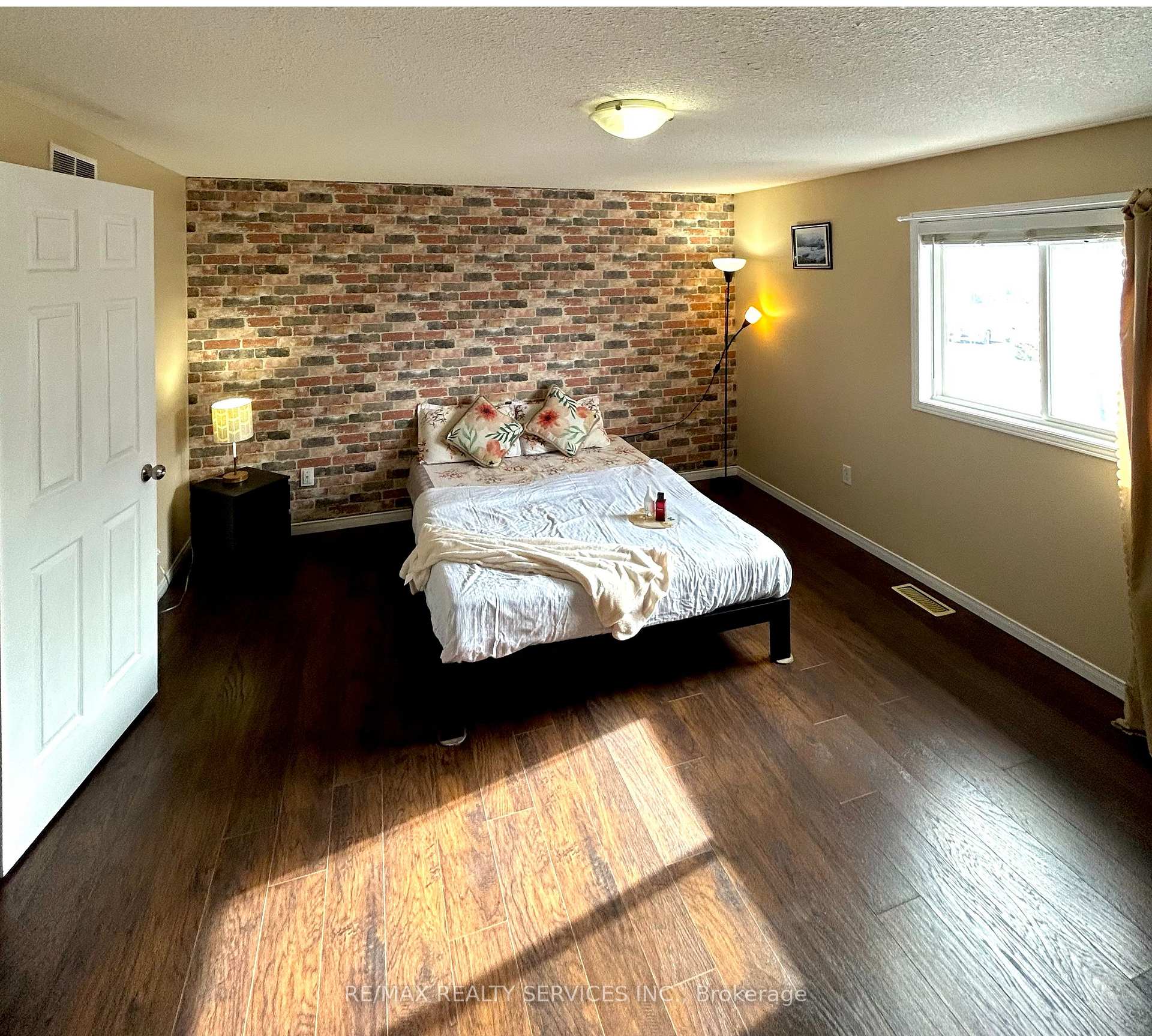 Photo 7 of Unit 4, 36 Fallowfield Drive, Kitchener — HOMEH