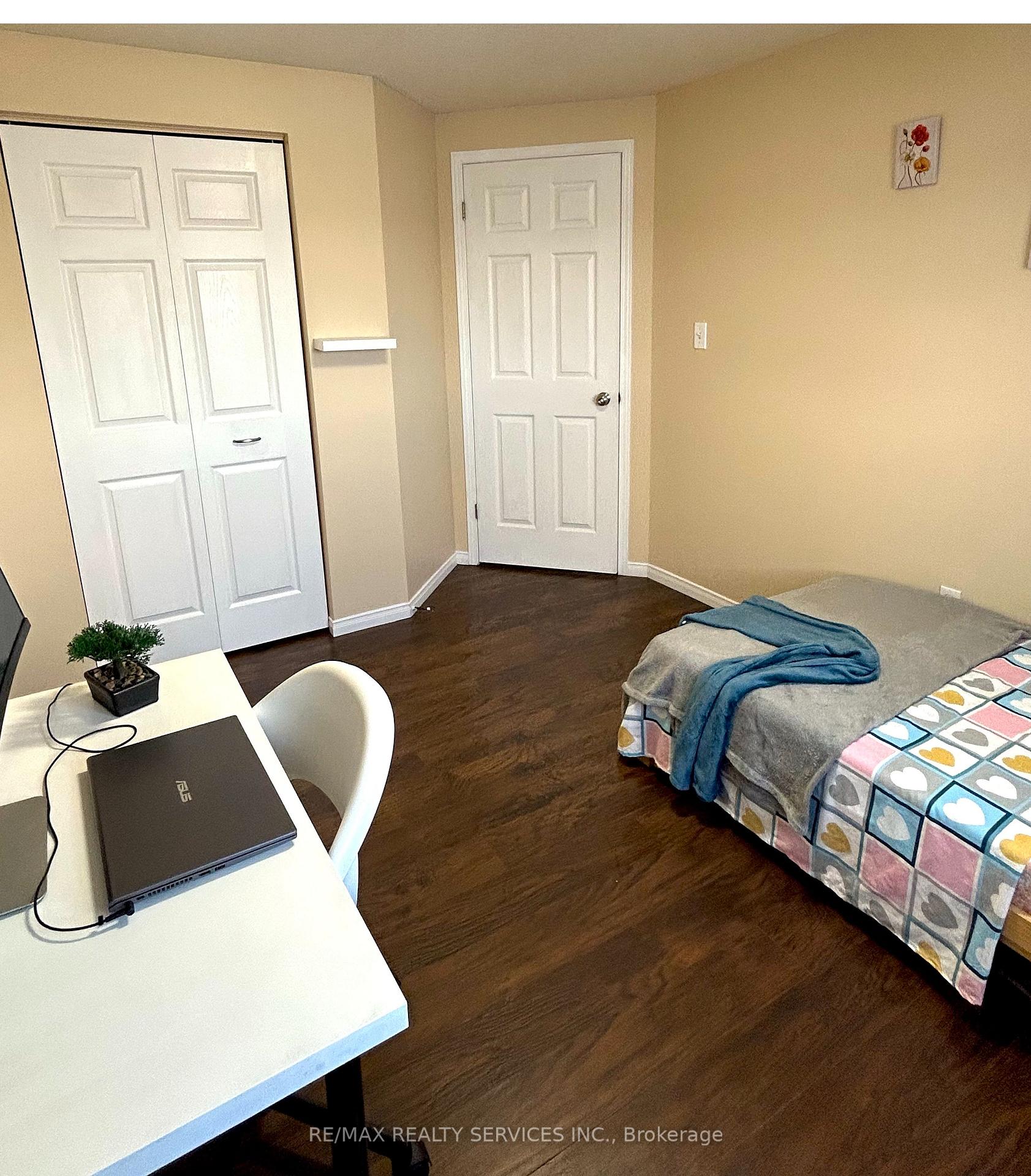 Photo 9 of Unit 4, 36 Fallowfield Drive, Kitchener — HOMEH