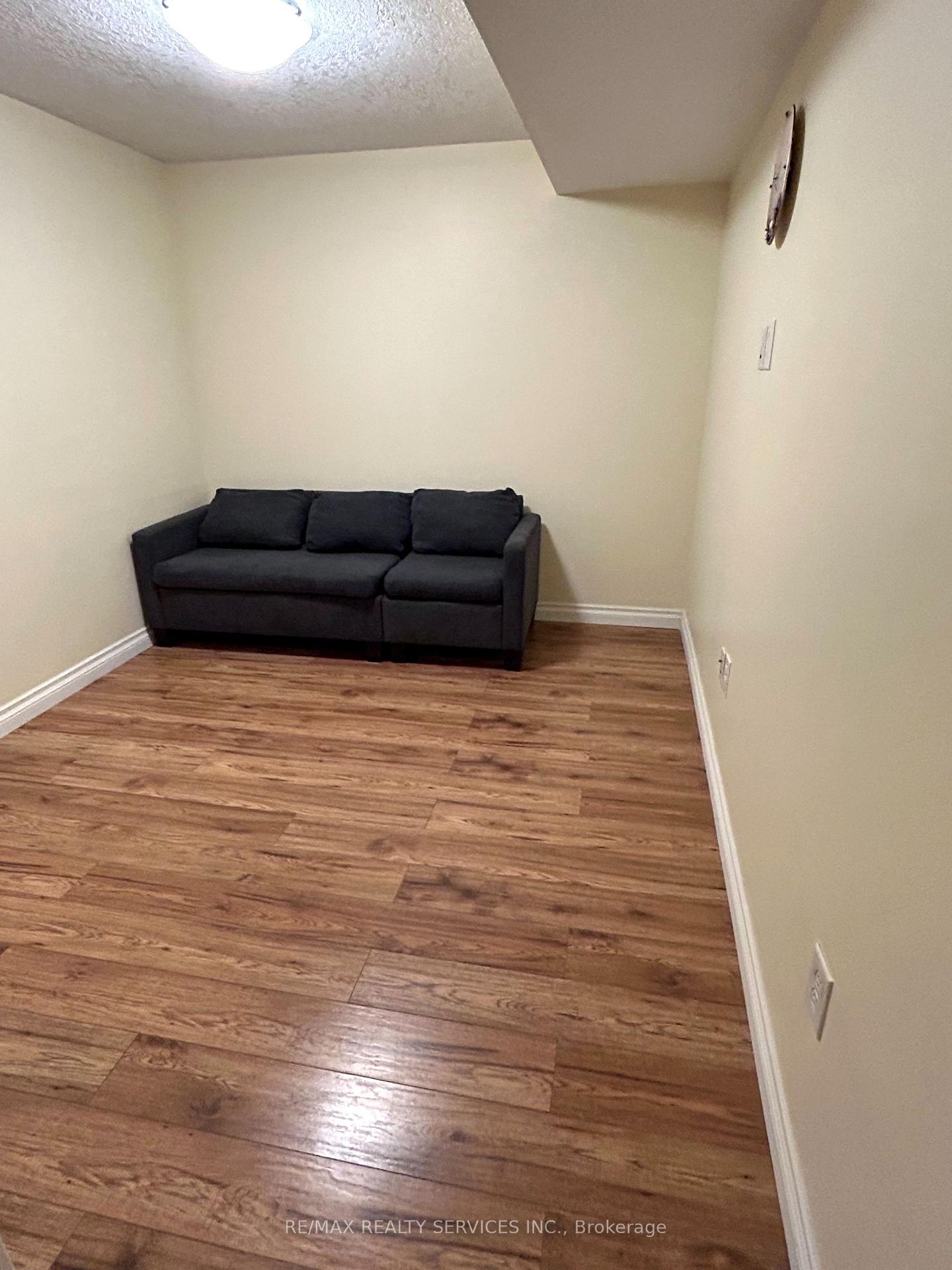 Photo 18 of Unit 4, 36 Fallowfield Drive, Kitchener — HOMEH