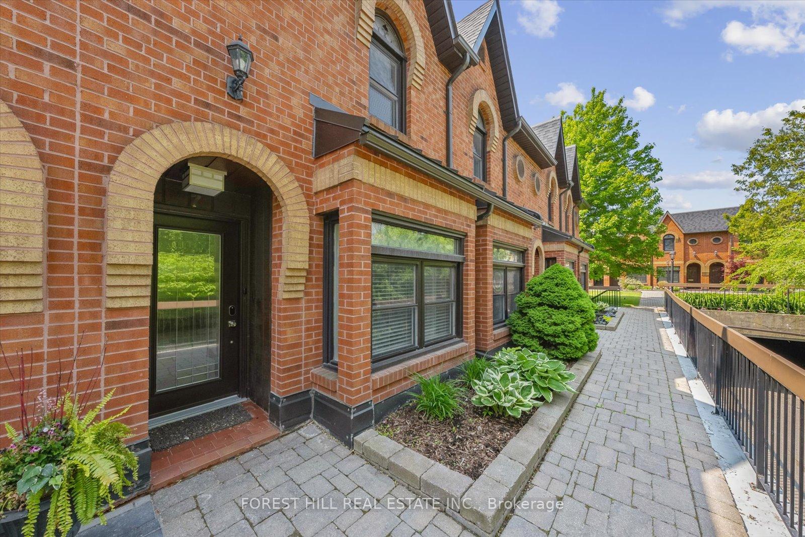 Front of Unit 7, 10 Buller Avenue