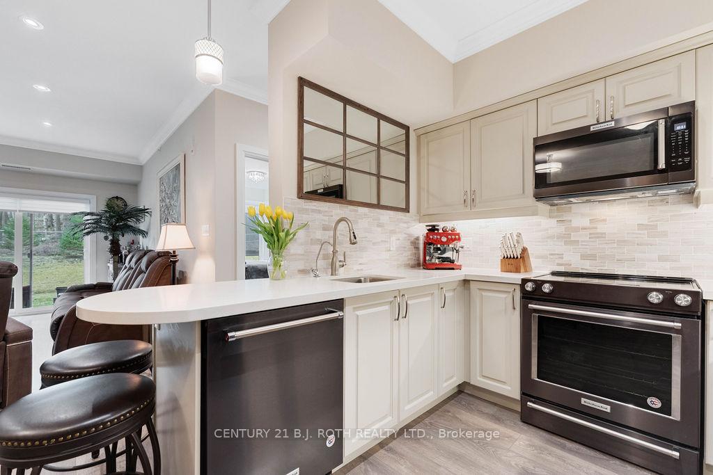 Photo 7 of Unit 110, 304 Essa Road, Barrie, 400 West — HOMEH