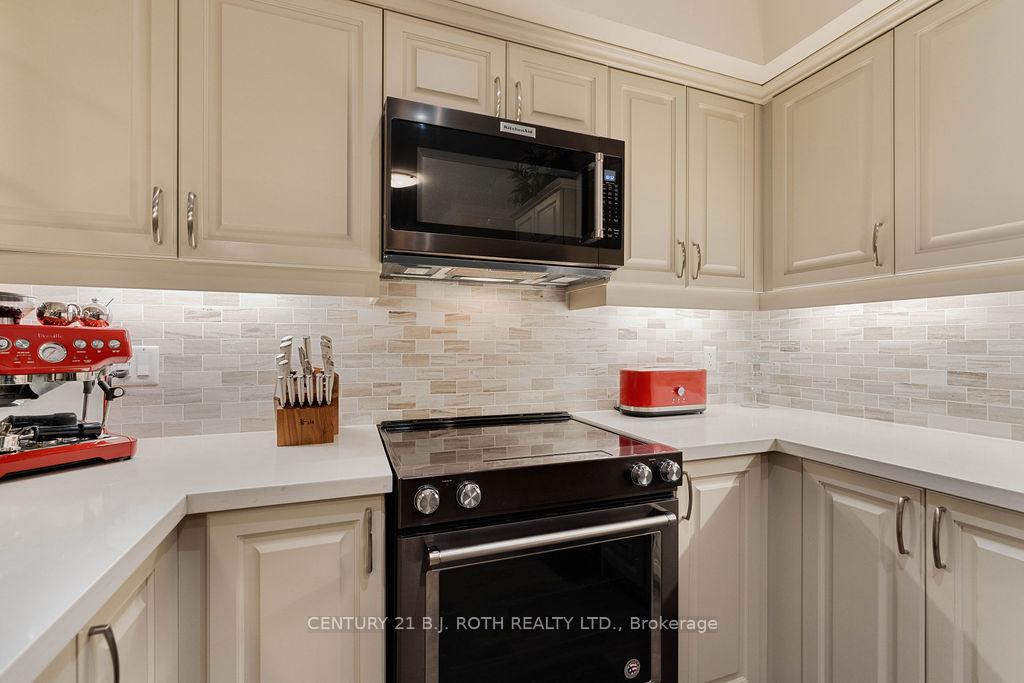 Photo 9 of Unit 110, 304 Essa Road, Barrie, 400 West — HOMEH