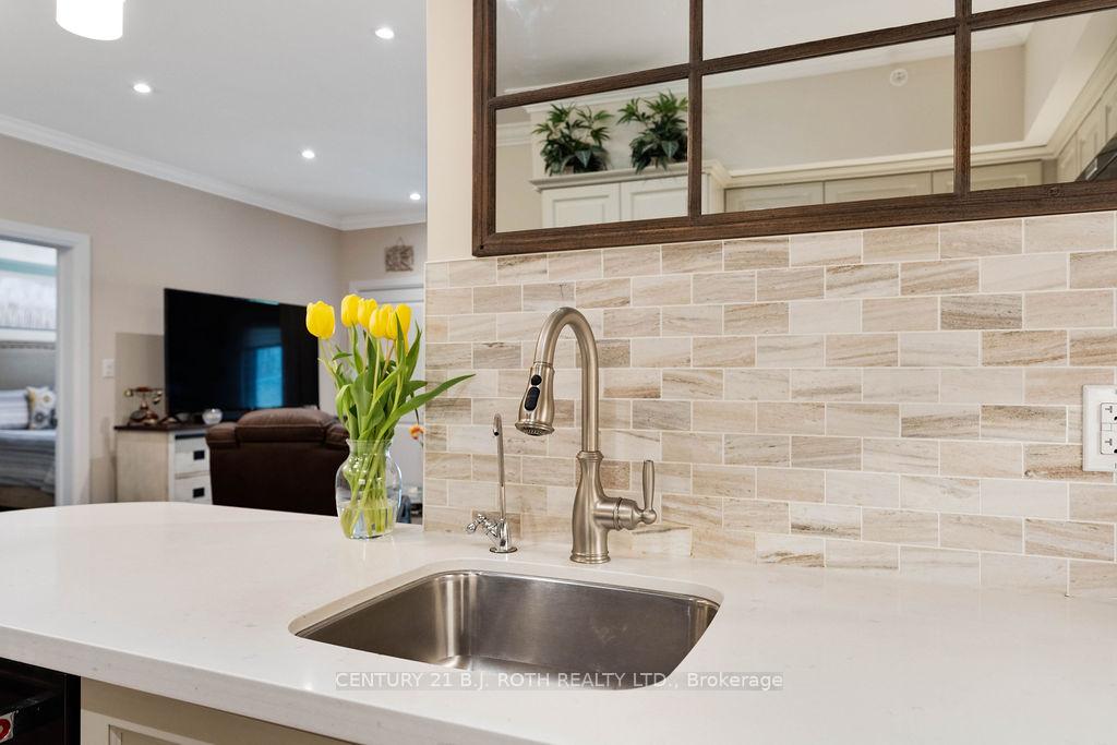 Photo 10 of Unit 110, 304 Essa Road, Barrie, 400 West — HOMEH