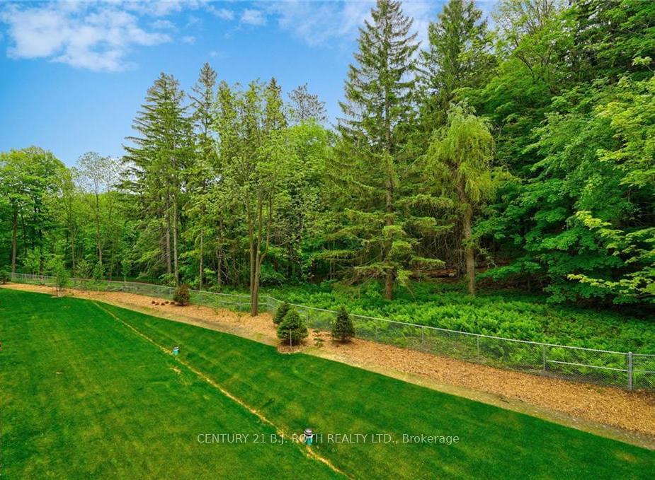 Photo 30 of Unit 110, 304 Essa Road, Barrie, 400 West — HOMEH