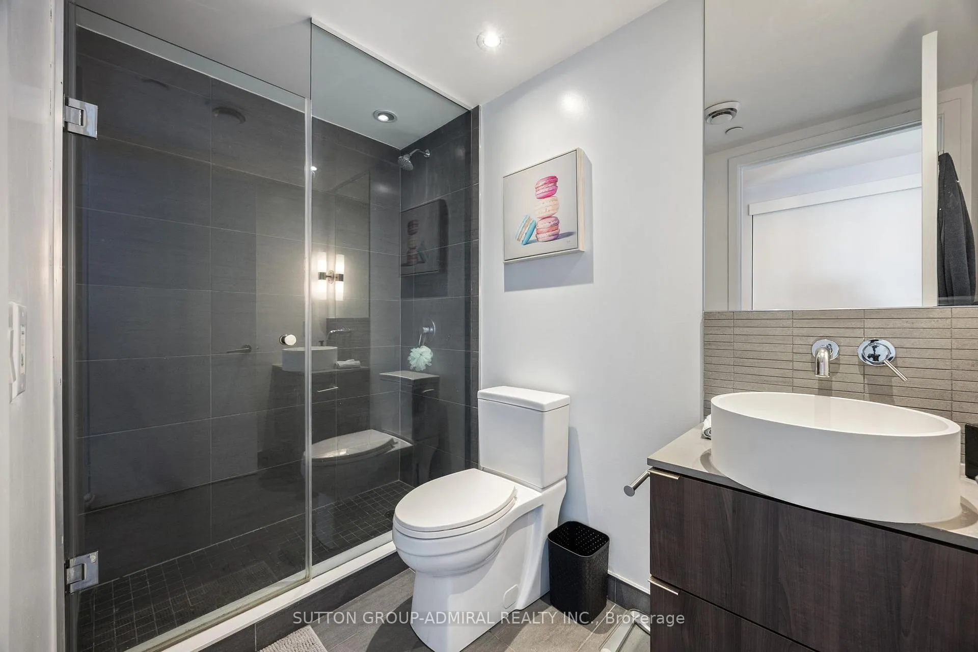 Photo 5 of Unit 3309, 161 Roehampton Avenue, Toronto, Mount Pleasant West — HOMEH