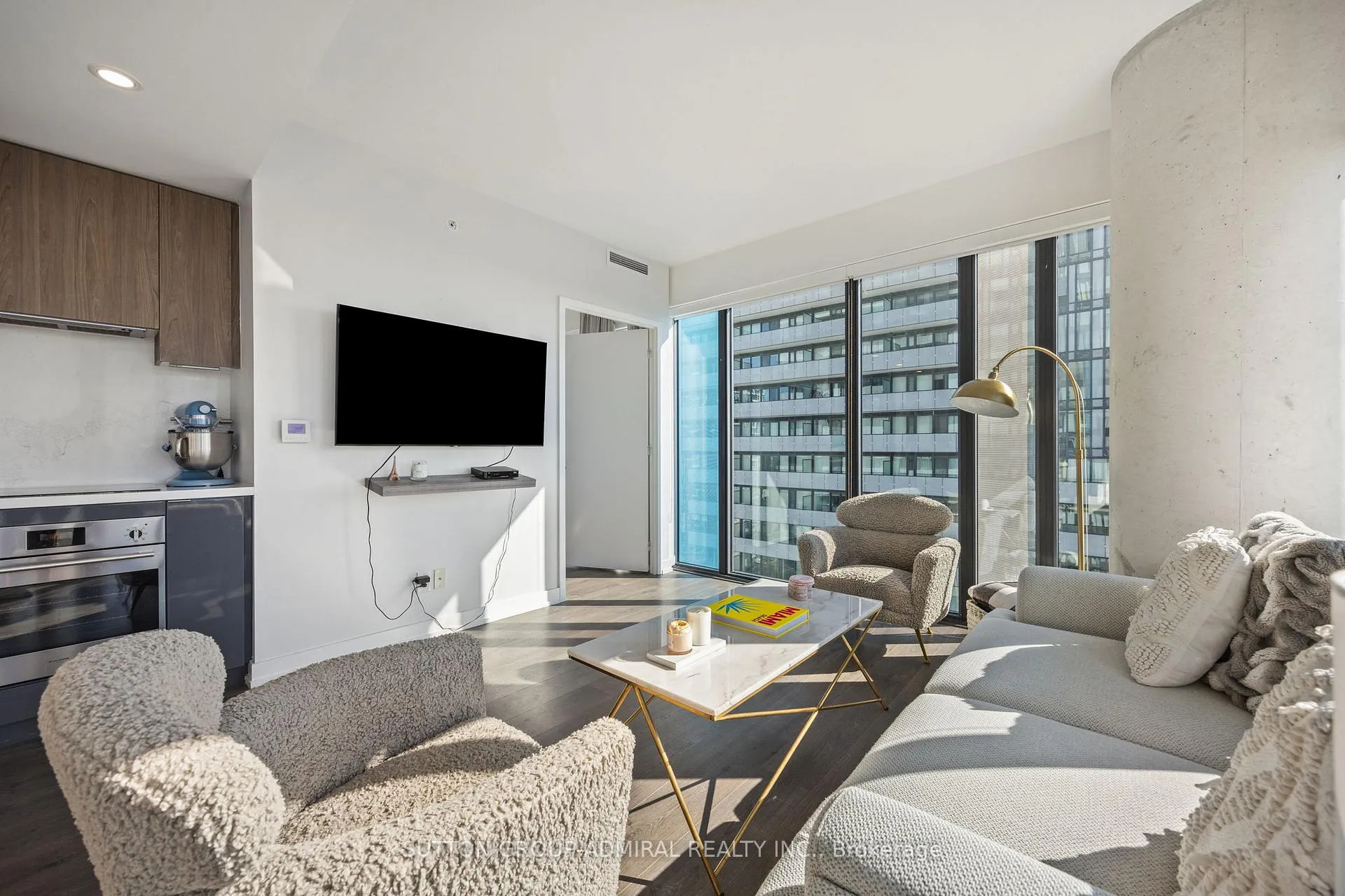 Photo 9 of Unit 3309, 161 Roehampton Avenue, Toronto, Mount Pleasant West — HOMEH