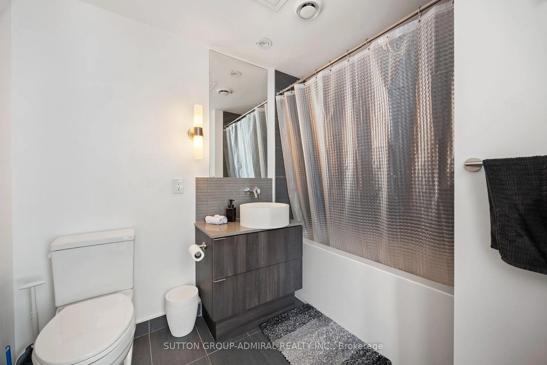 Photo 15 of Unit 3309, 161 Roehampton Avenue, Toronto, Mount Pleasant West — HOMEH