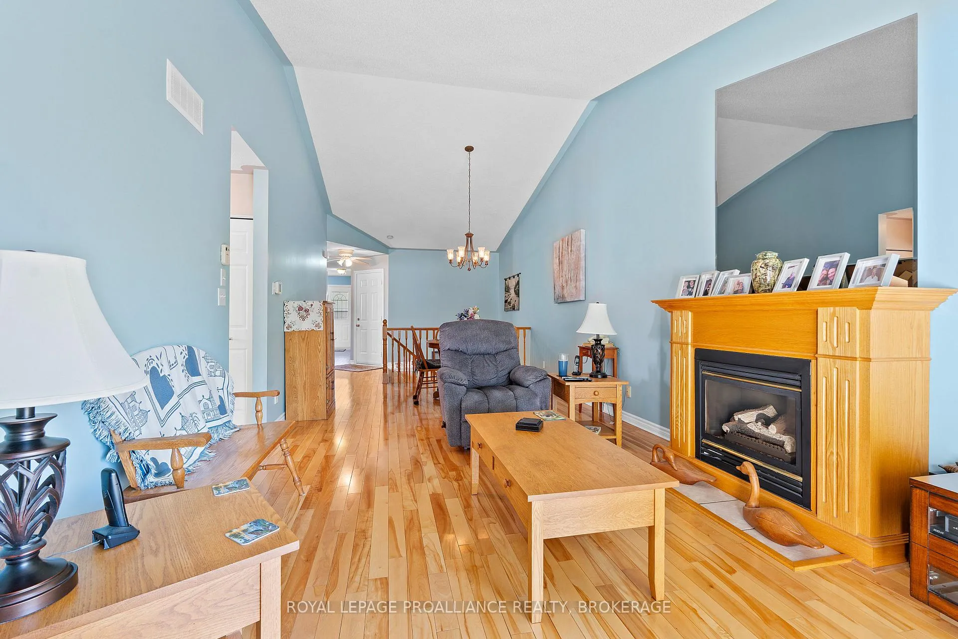 Photo 11 of 781 Shires Way, Kingston, East Gardiners Rd — HOMEH