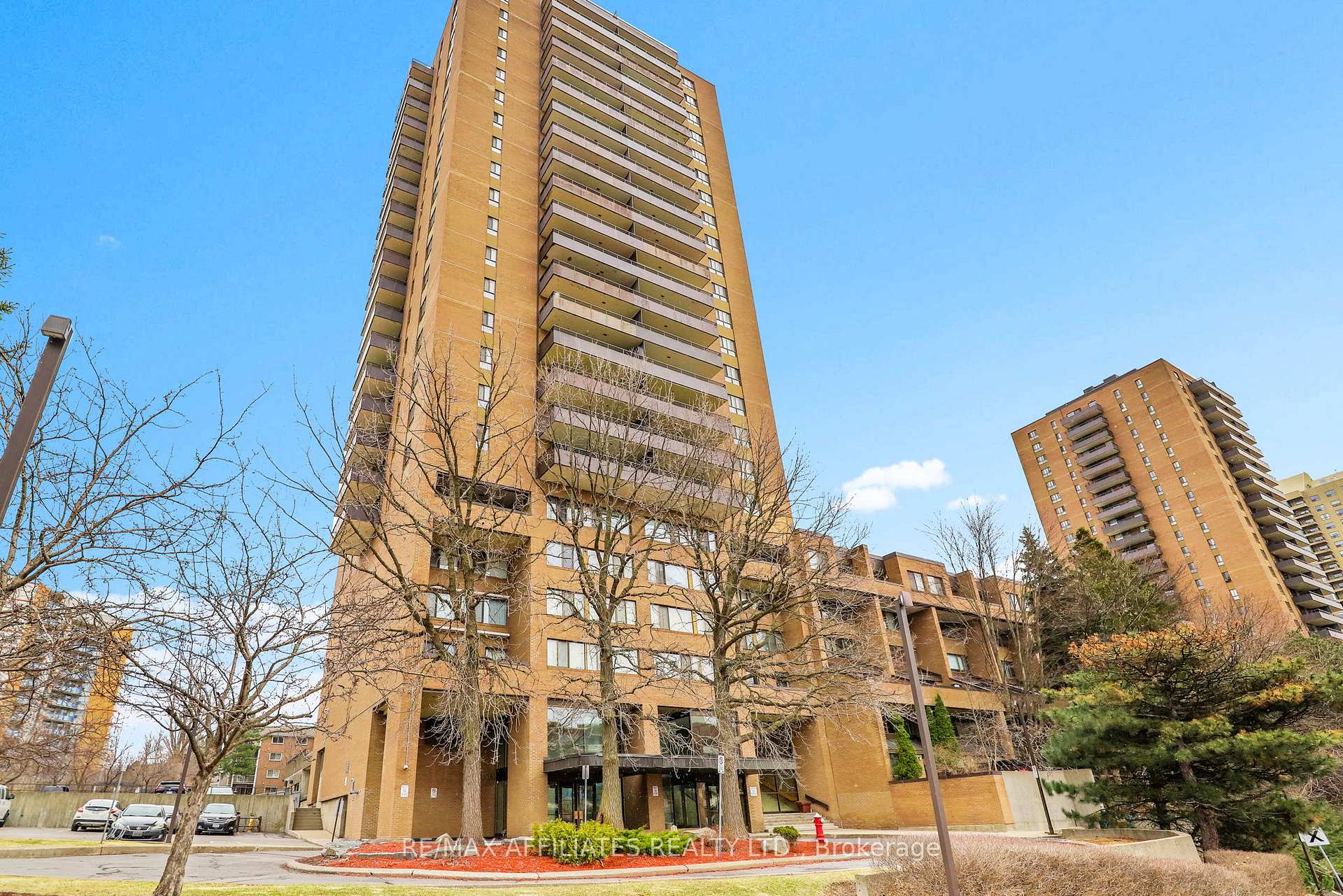 Photo 1 of Unit 2506, 505 St Laurent Boulevard, Ottawa, Viscount Alexander Park — HOMEH