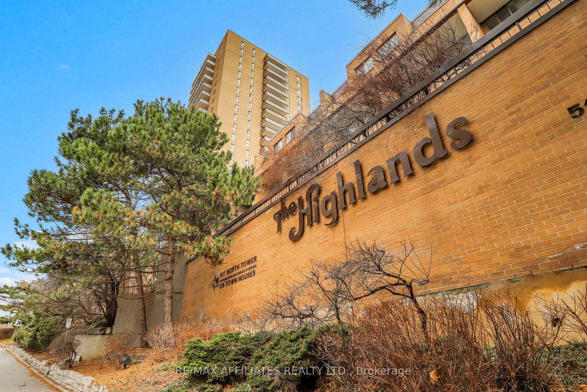 Photo 2 of Unit 2506, 505 St Laurent Boulevard, Ottawa, Viscount Alexander Park — HOMEH