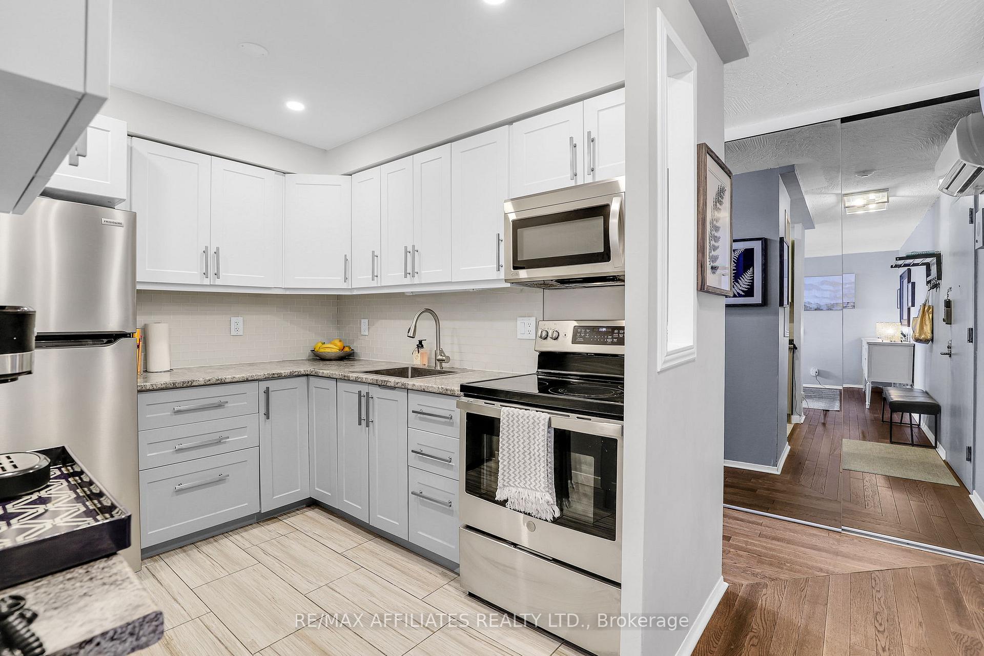 Photo 15 of Unit 2506, 505 St Laurent Boulevard, Ottawa, Viscount Alexander Park — HOMEH