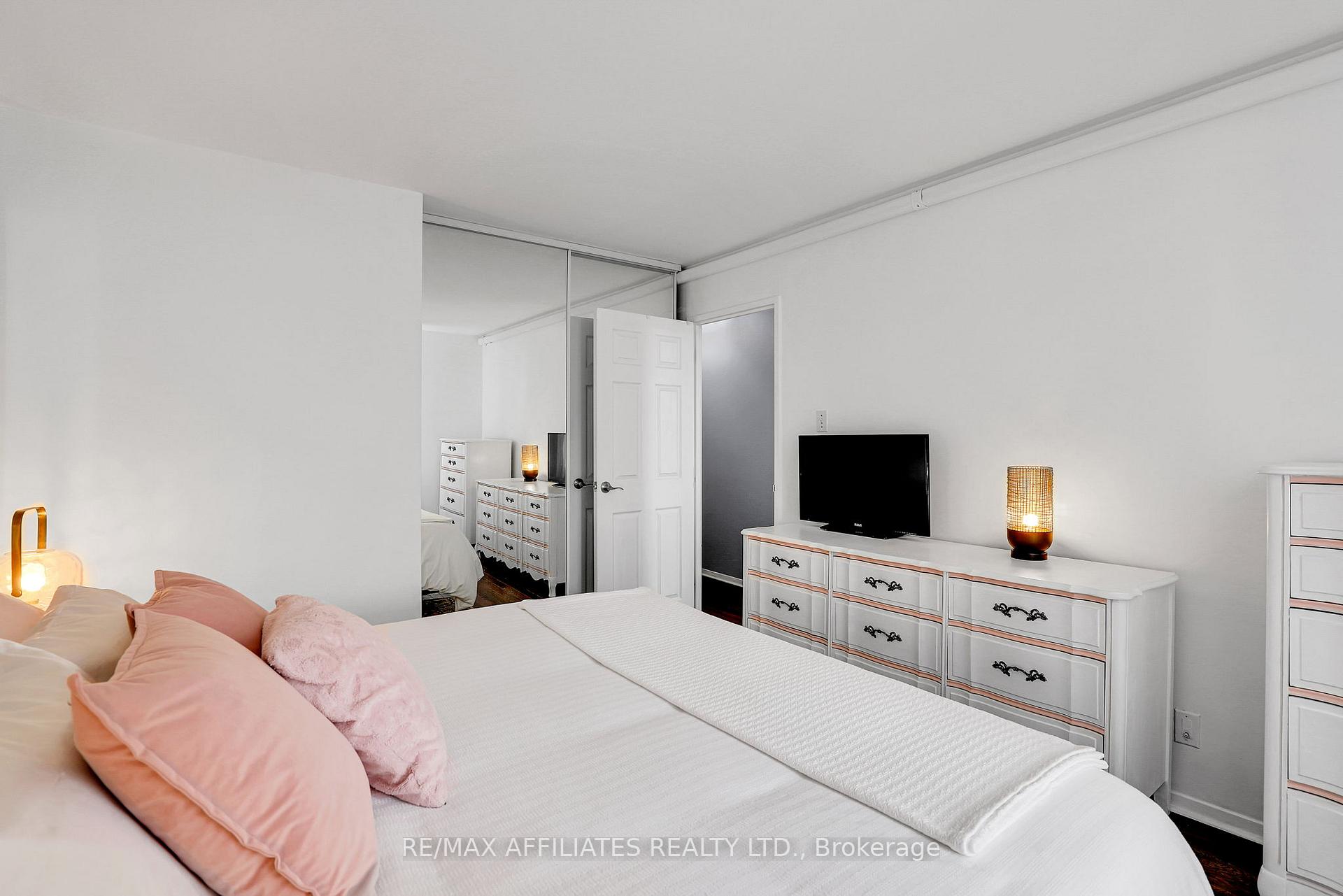 Photo 20 of Unit 2506, 505 St Laurent Boulevard, Ottawa, Viscount Alexander Park — HOMEH