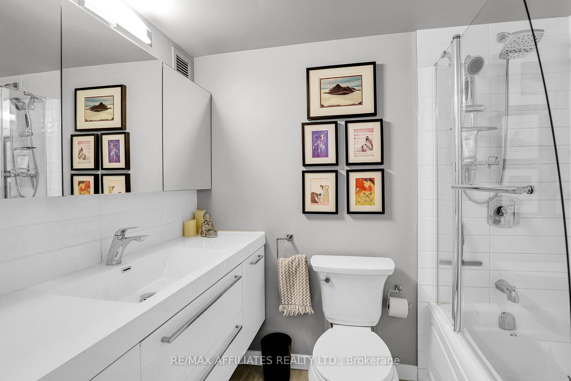 Photo 22 of Unit 2506, 505 St Laurent Boulevard, Ottawa, Viscount Alexander Park — HOMEH
