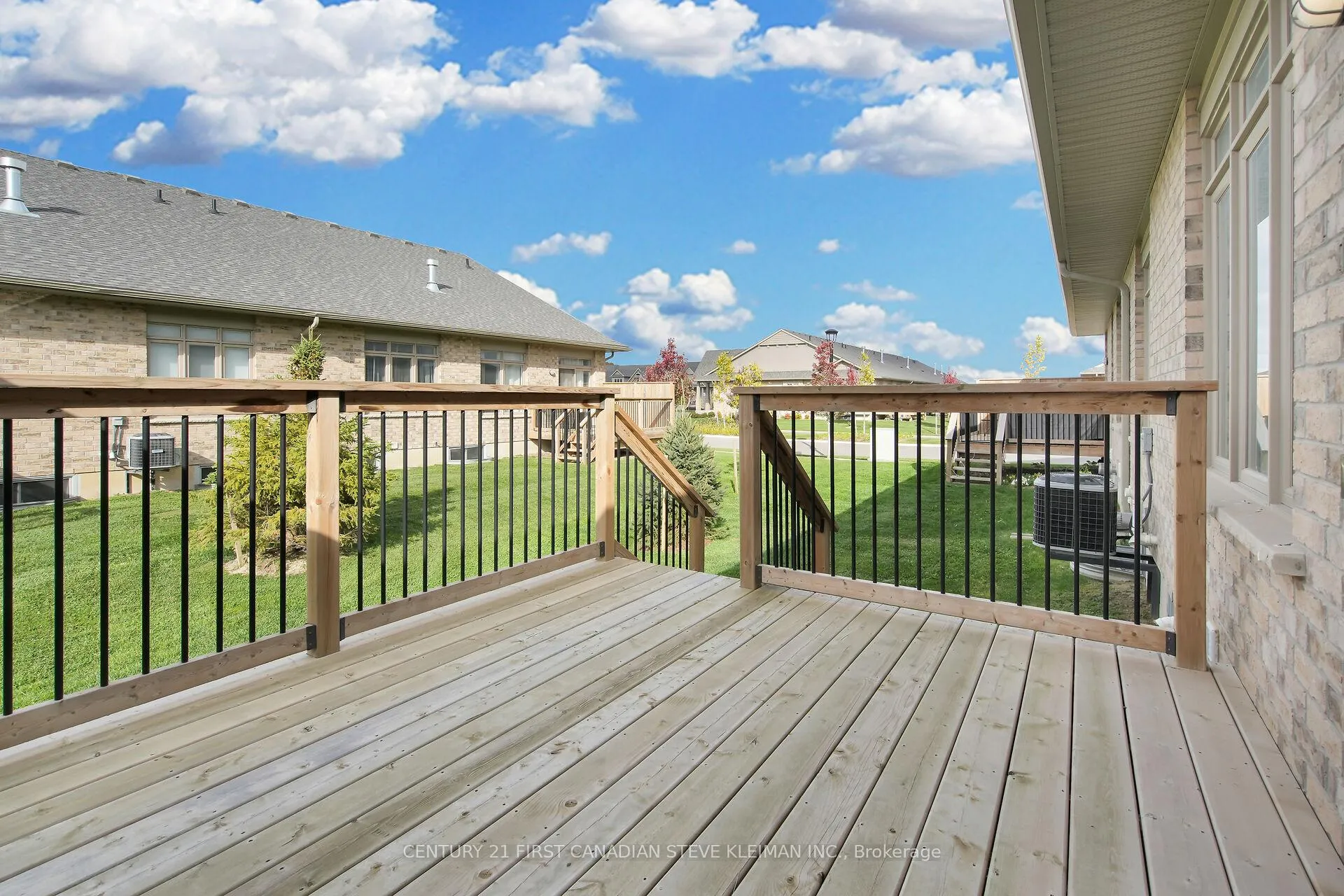 Photo 37 of 2662 Buroak Drive, London, North S — HOMEH