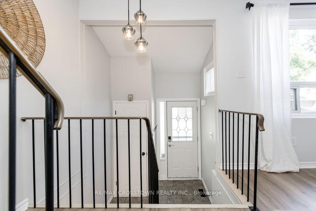 Photo 6 of Unit J4, 63 Ferris Lane, Barrie, Cundles East — HOMEH