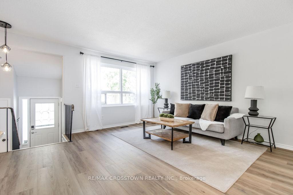Photo 9 of Unit J4, 63 Ferris Lane, Barrie, Cundles East — HOMEH