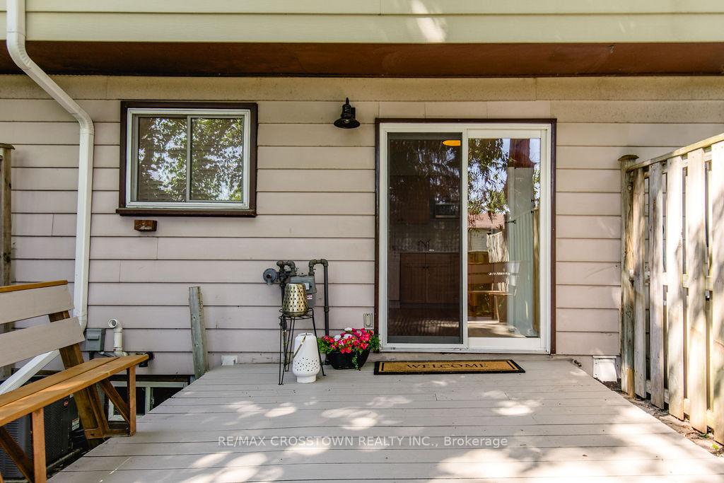 Photo 39 of Unit J4, 63 Ferris Lane, Barrie, Cundles East — HOMEH