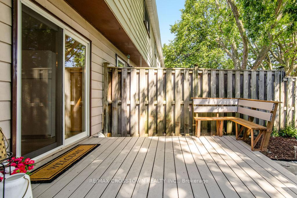 Photo 40 of Unit J4, 63 Ferris Lane, Barrie, Cundles East — HOMEH