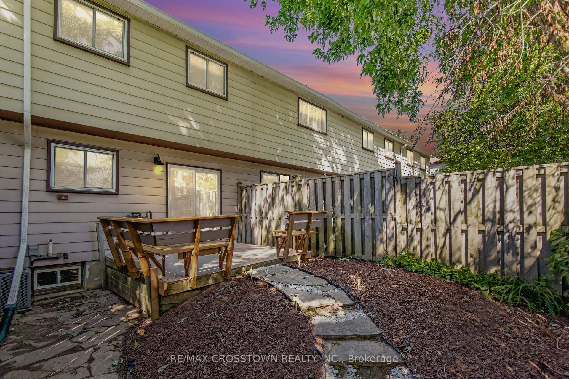 Photo 44 of Unit J4, 63 Ferris Lane, Barrie, Cundles East — HOMEH