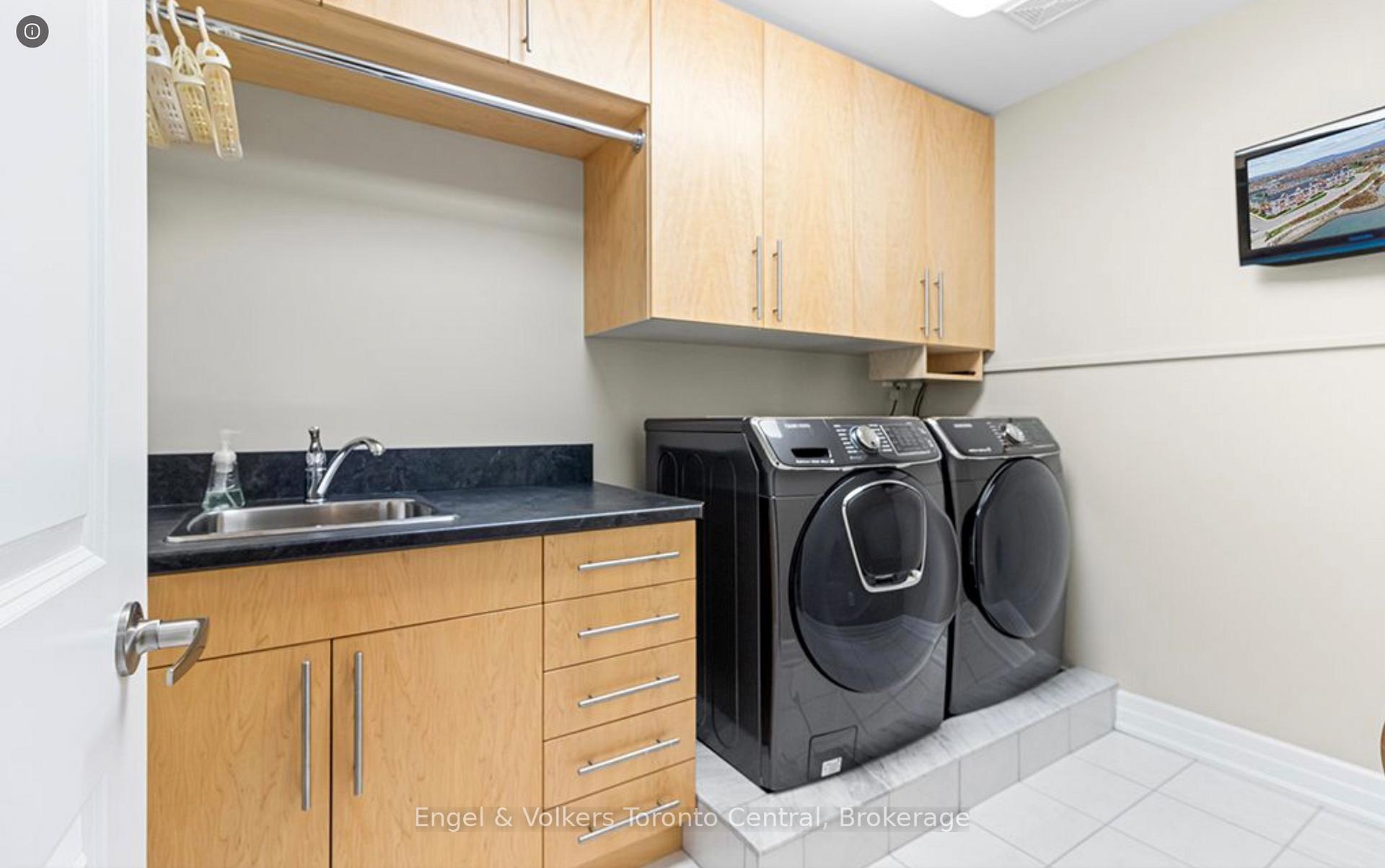 Photo 15 of Unit 7, 1 Westmount Mews, Collingwood — HOMEH