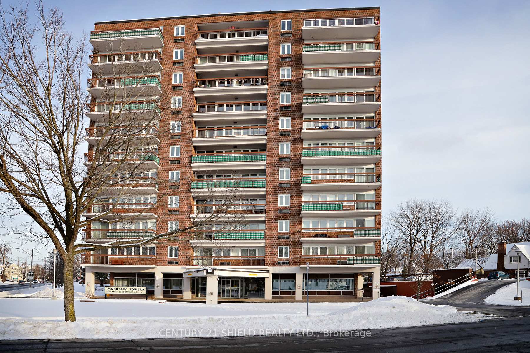 Photo 1 of Unit 304, 308 2nd Street E, Cornwall — HOMEH