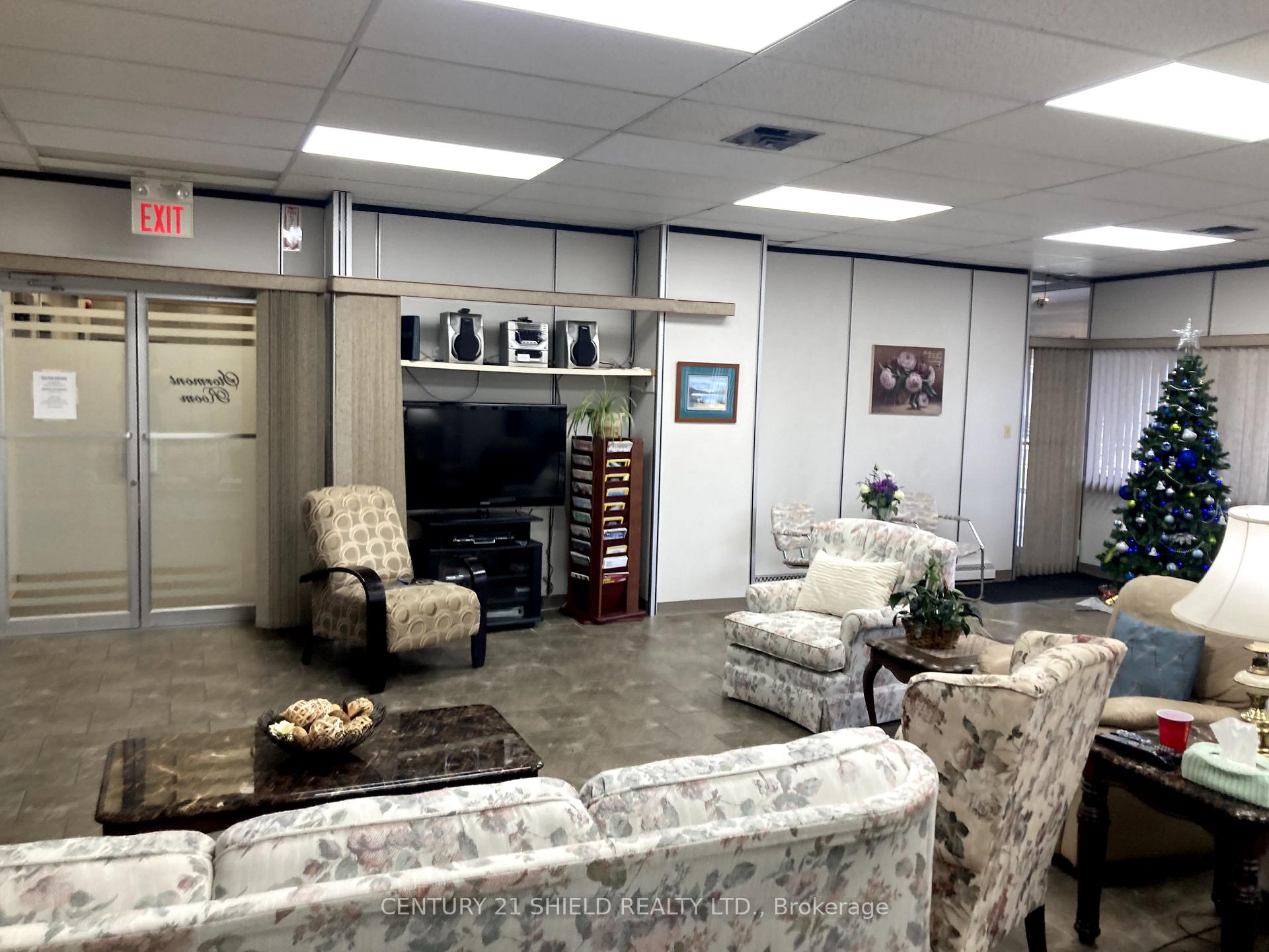Photo 4 of Unit 304, 308 2nd Street E, Cornwall — HOMEH
