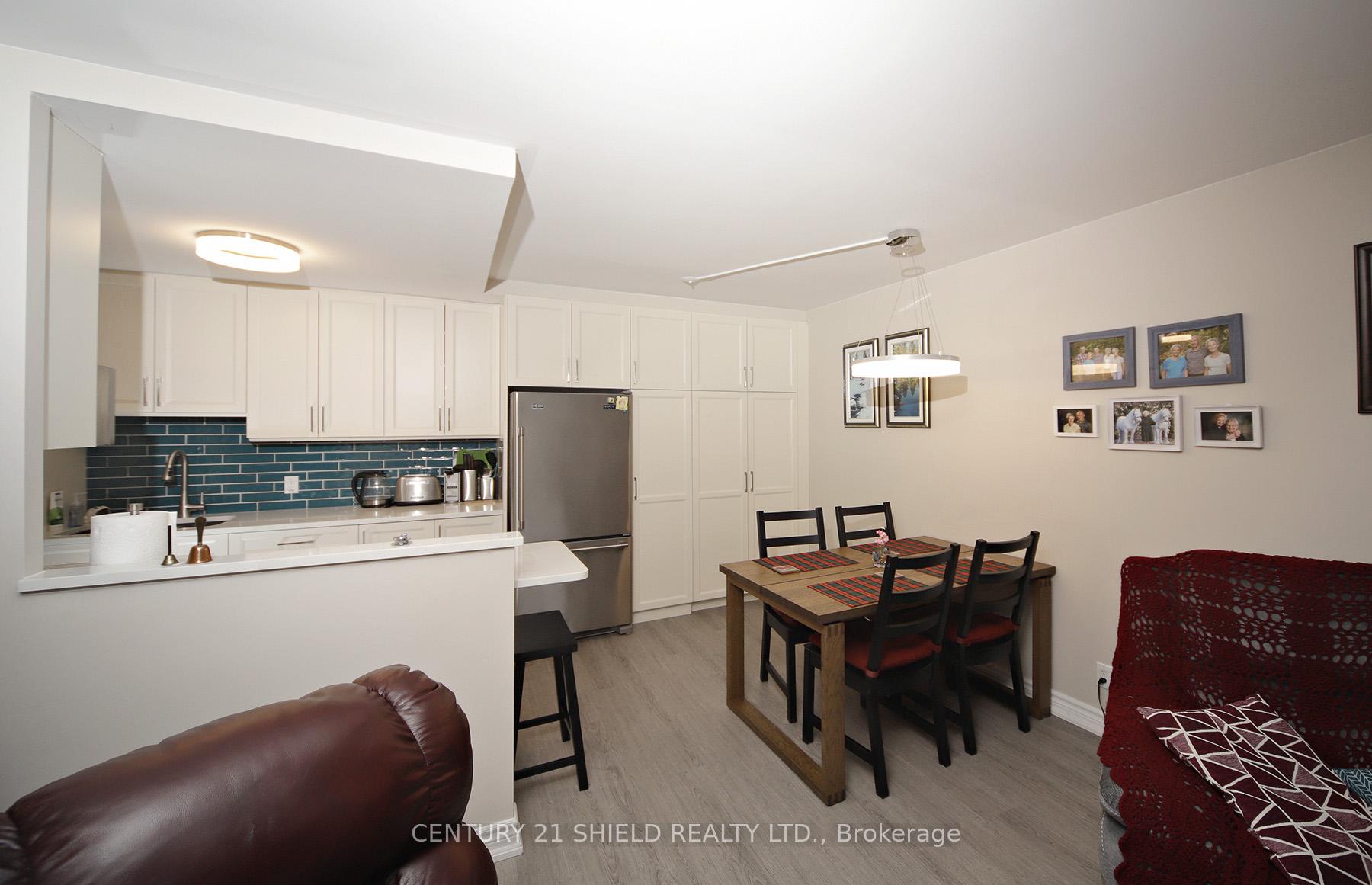 Photo 11 of Unit 304, 308 2nd Street E, Cornwall — HOMEH