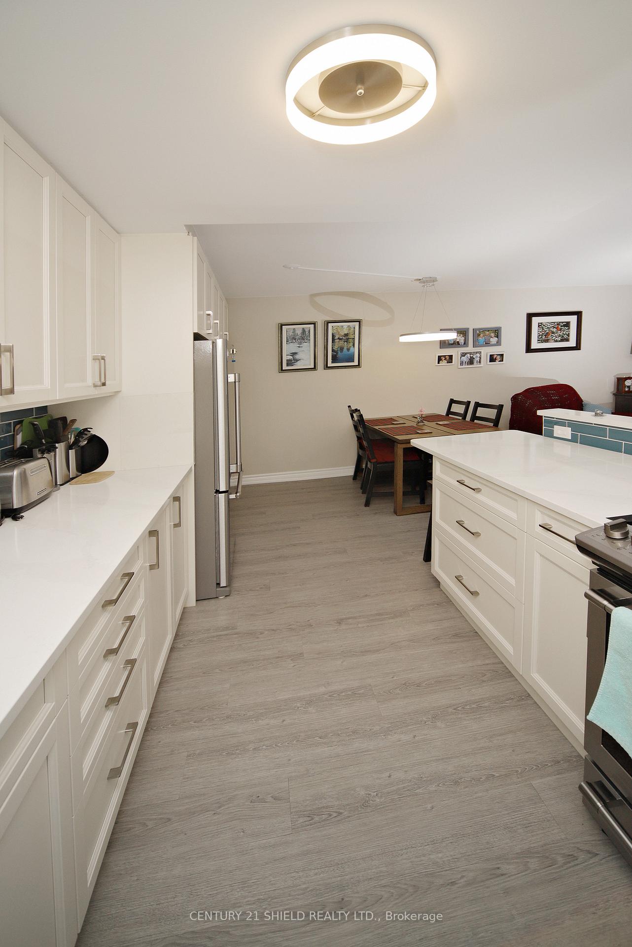 Photo 13 of Unit 304, 308 2nd Street E, Cornwall — HOMEH