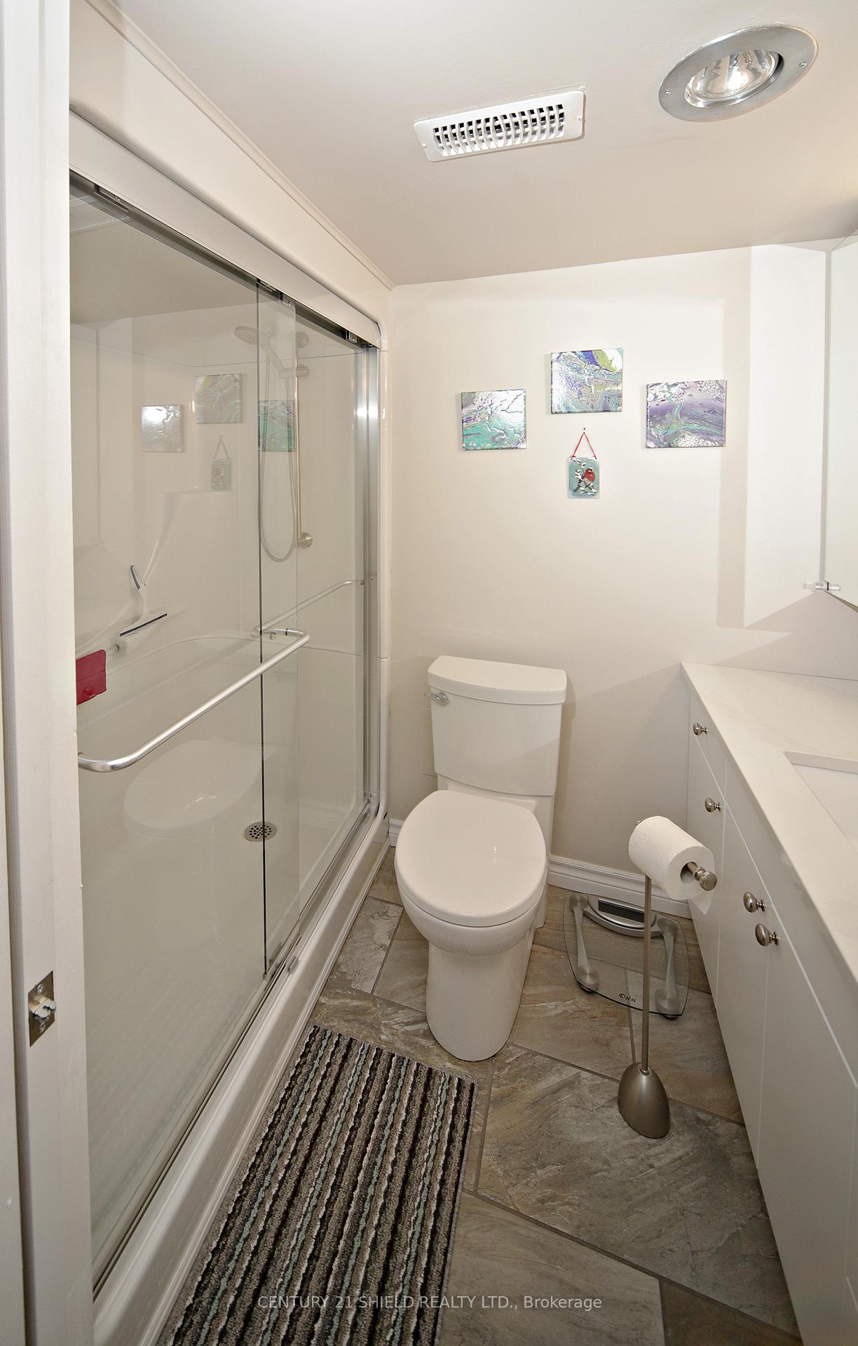 Photo 17 of Unit 304, 308 2nd Street E, Cornwall — HOMEH