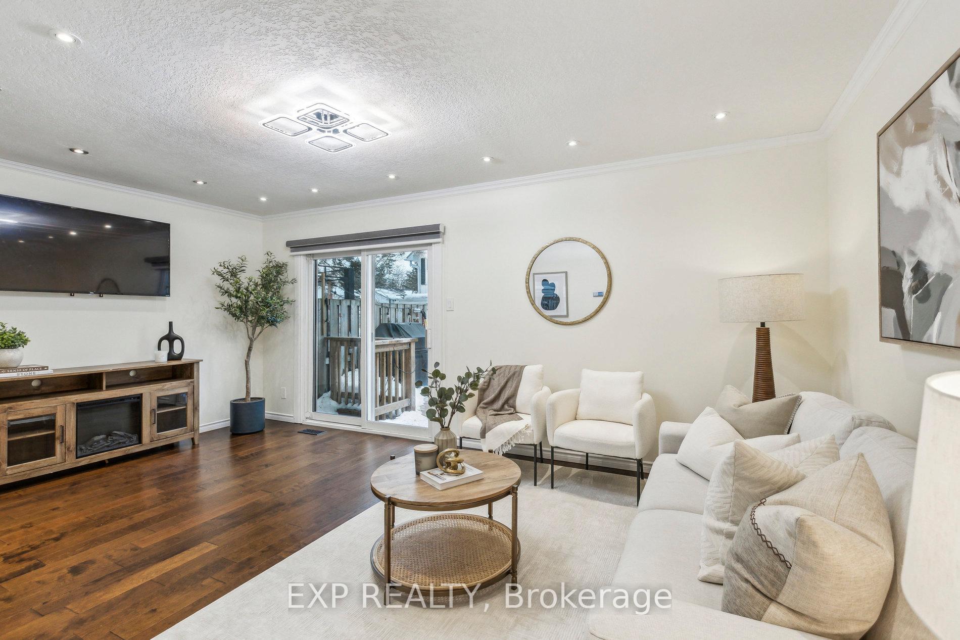 Photo 8 of Unit 3, 407 Keats Way, Waterloo — HOMEH