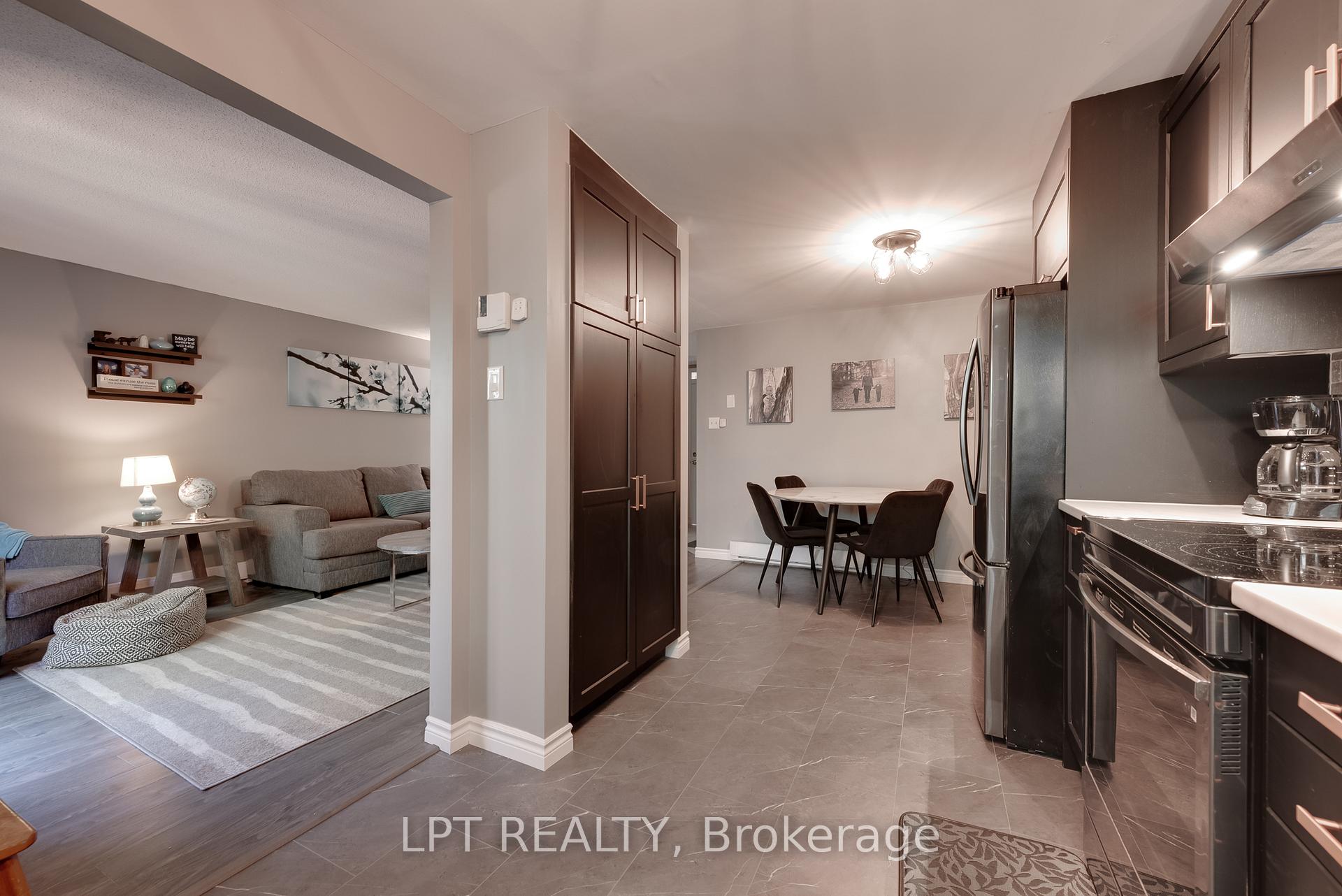 Photo 12 of 5 Evergreen Court, Barrie, Ardagh — HOMEH